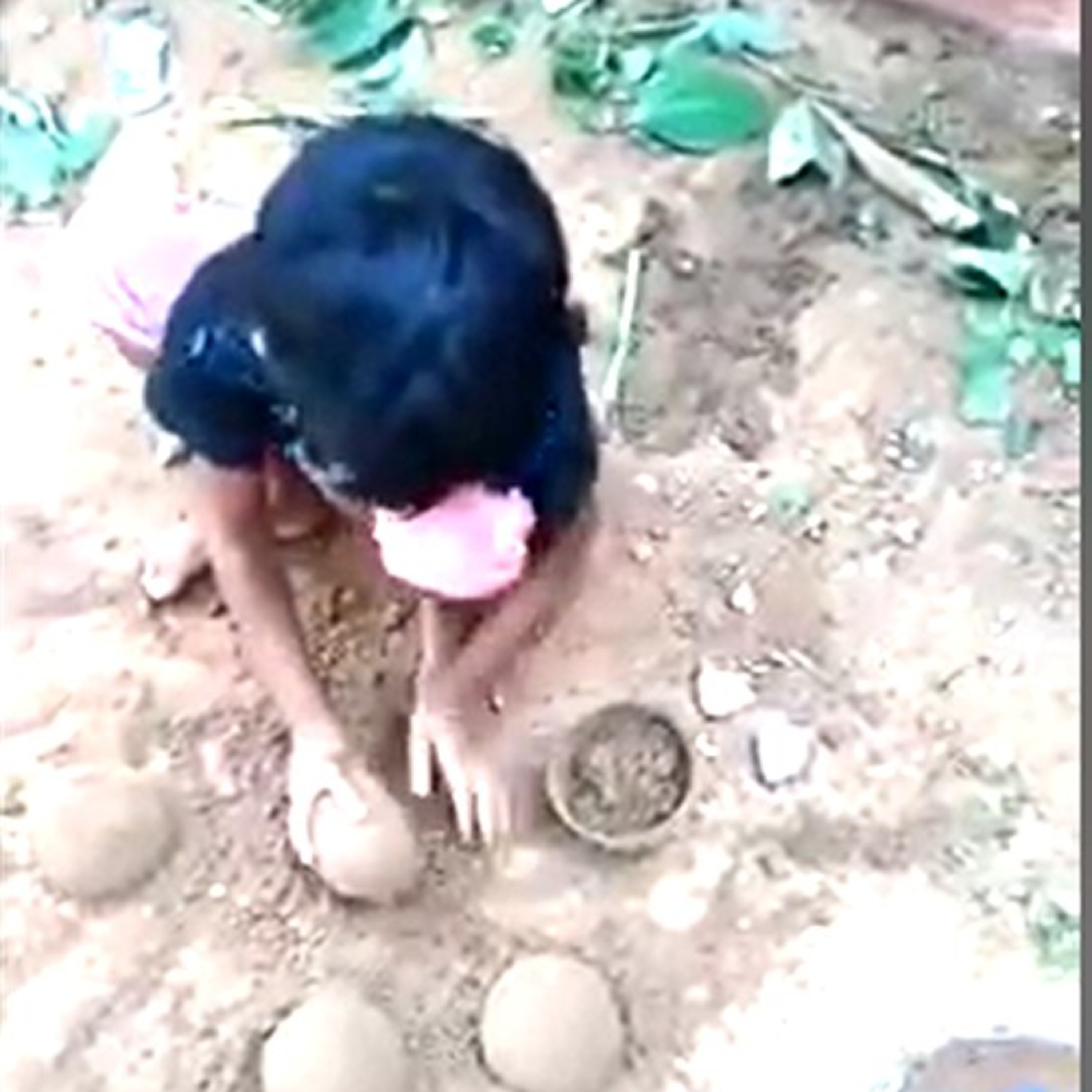 4.03  කෝම් පිට්ටු ඉදිලා දෝ? - கோம் பிட்டு சமைக்கப்பட்டதா? - Are the Kom Piṭṭu  cooked? episode artwork