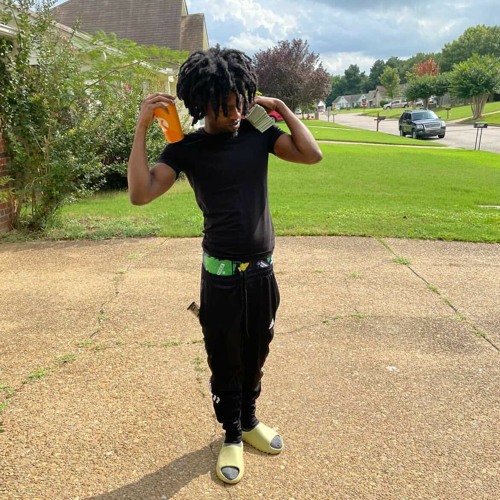 BlvkHippie - GeekGeek! [Prod: Zamora] [@DJGREN8DE + DJ BANNED + BEEZ]