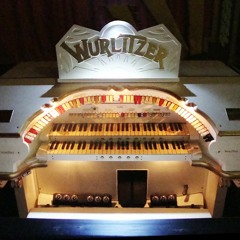 From A Distance : Ian Midgley at the Royalty Wurlitzer