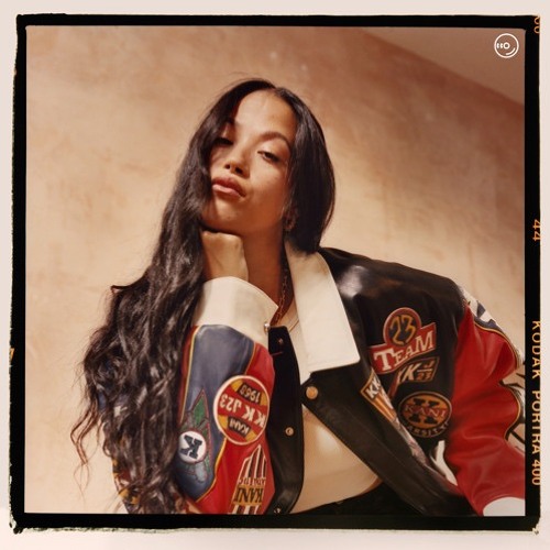 Jazzy - Giving Me (Gorgan Mashup)