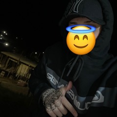 TRAJADO DE NIKE  E FUZIL NA BANDOLEIRA-MC JESSICA