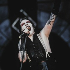 Marilyn Manson - Use Your Fist And Not Your Mouth Live