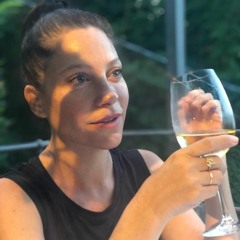 פרק 53 - אפרת אנזל - על אוכל, מקומיות, קיימות וגם יין