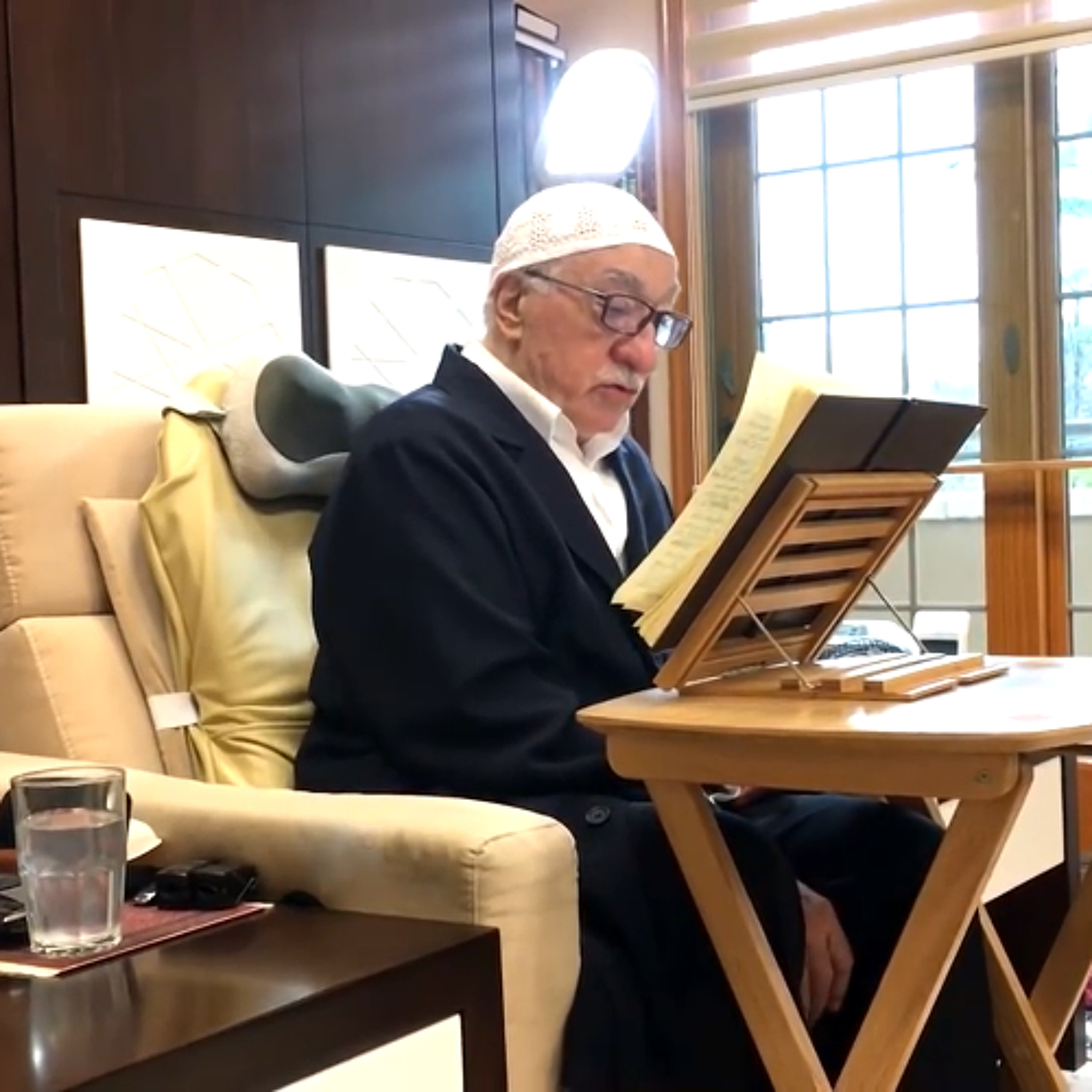 2017-11-15-2_SOHBET - “İstikamet Âbideleri” makalesinden bir kesit (Çağlayan dergisi, Ocak 2018)