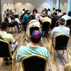 The Wondrous Moment of Friday Night Children Blessings - Rav Shlomo Katz