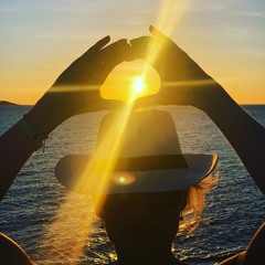 House & Disco Summer Is Coming Mix - Darren James