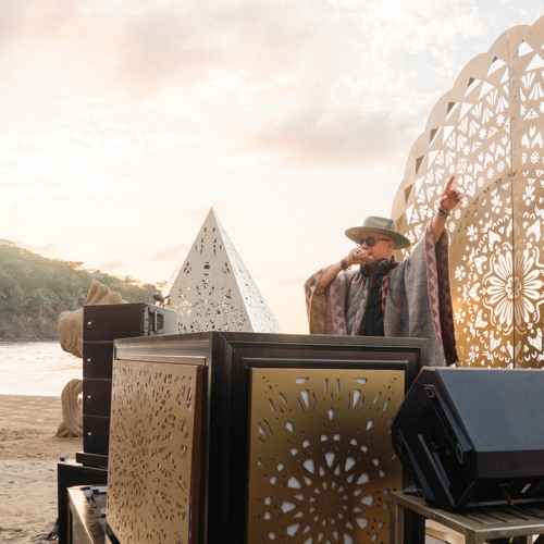 Ted on fire (One & Only)