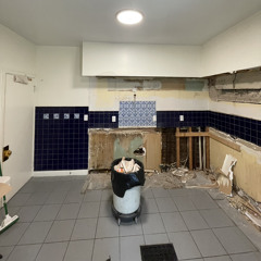 Stanied linoleum