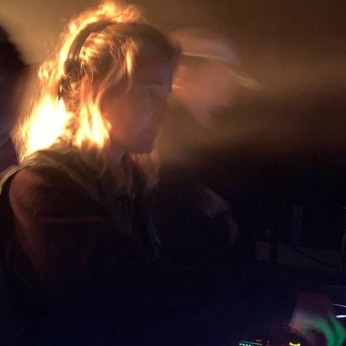 Coco Loris - Moyn Hilde 2025