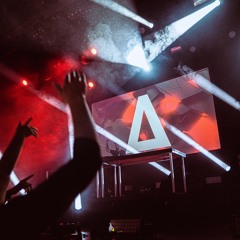 The Weekend - Blinding Lights (Alendal Bootleg)