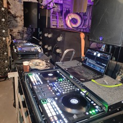 251121_0099 Techno Tribe mix