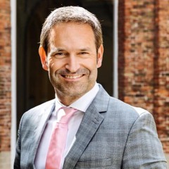 Burgemeester Michel Rog van Bloemendaal over zijn eerste 100 dagen als burgervader