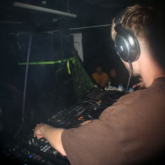 Nick Hannam - You Want me (Weyugo Edit) *FREE DOWNLOAD