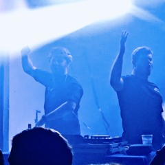 Dennis DJ, Kevin O Chris x Martin Garrix - Tremor x Vamos pra Gaiola (COVSINZ Mashup) Free Download