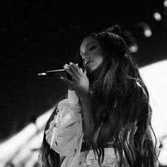 Ariana Grande - Touch It (Dangerous Woman Tour: Live Studio Version) w/ Note Changes