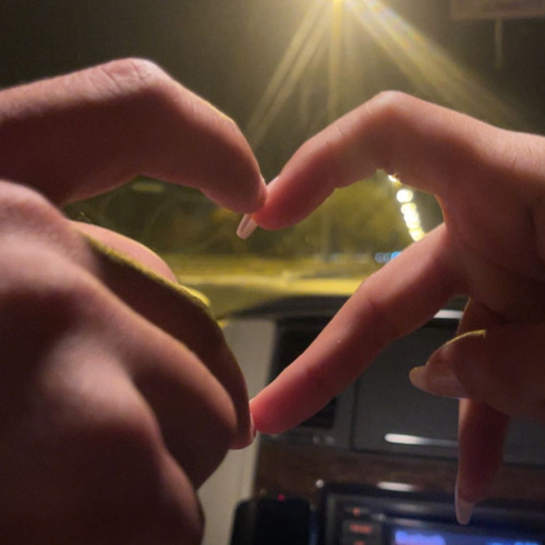 ‎⁨اعيش به حلم بصدري اسره⁩