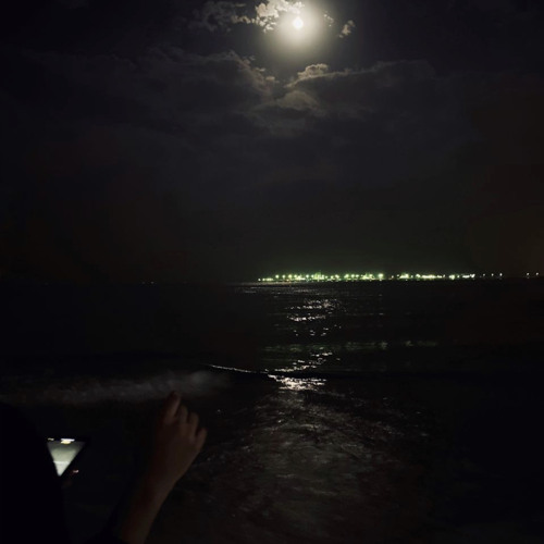 Stream ‏ودك تحطه ف العيون من العيون ð¤ ! by M4" | Listen online for free