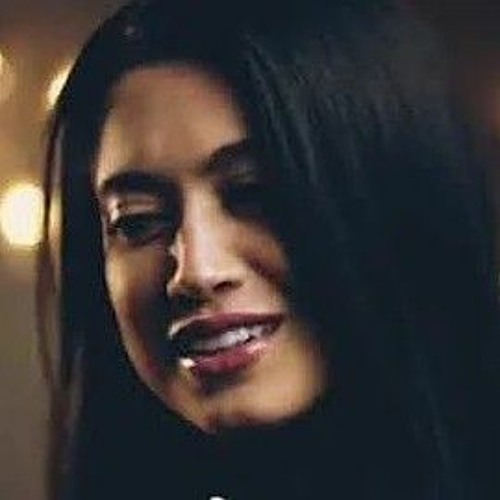 نادين تيسير - ميدلى شيرين