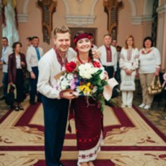 Карії Очі, Чорнії Брови -