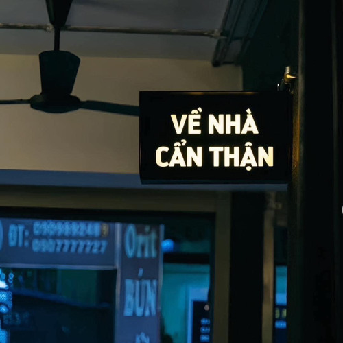 您的答案 - Nguyễn Tú ( 2024 )