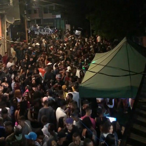 QUANDO TOCA ESSA NO BAILE - part MC DIGUINHO & MC MR BIM - DJ 2G -