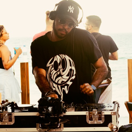 LUCKE @ Live at Under Waves Day Party Florianópolis 11.03.23