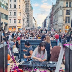 Neon Surge Central - Zug der Liebe 2025