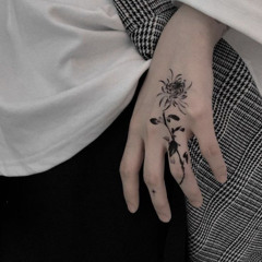 на руках (feat. WhyMeowKreet) (ALT VERSION)