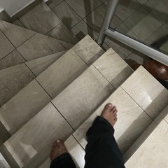 Movidik - feet on the ground