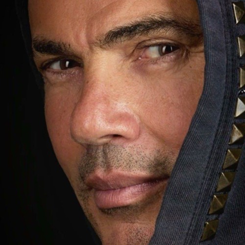 ساعة من اجمل اغاني عمرو دياب 2