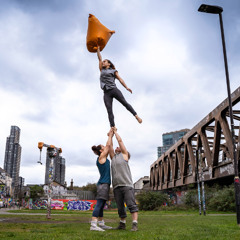 Float Away - Weight (Less) by Mimbre