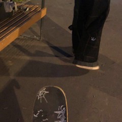 челюсть сжимает слюни