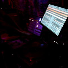 4 Deck Live DJ Mix - Techno & Electro - 5.20.2025