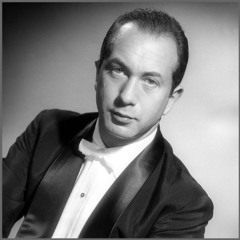 1973 Le pianiste AW au Théâtre de la Ville