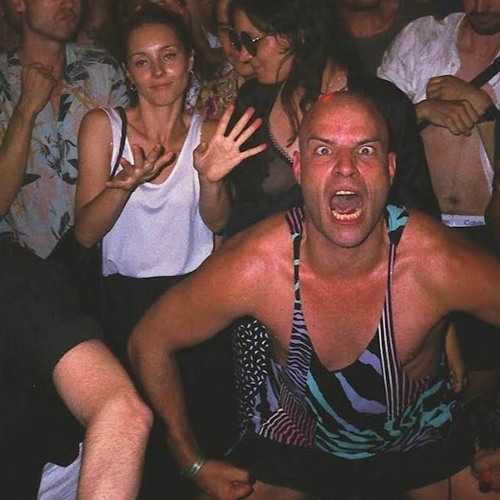 Unknown Track selected by David Vunk in his Red Light Radio mix (03/13/2020)