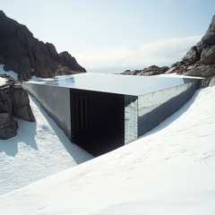 EMYRE - Glass Gallery