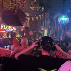 Stereo scenes