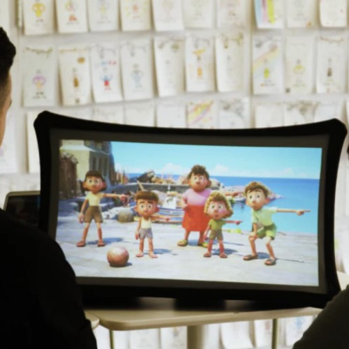 Techstination interview: Arovia Splay Max instant projector & screen goes anywhere