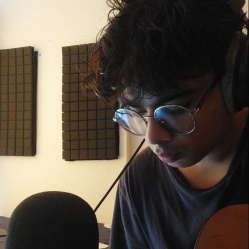 Kahe Kahe - the yellow diary (cover)