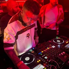 Red Room Szend 11/10/25