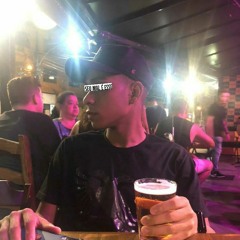 MC RAMOM - DEU MOLE ARRASTEI PRO BEQUINHO, ELA GOSTA DA TROPA DO HOMEM VS TEM M4 GRITANDO MEU NOME