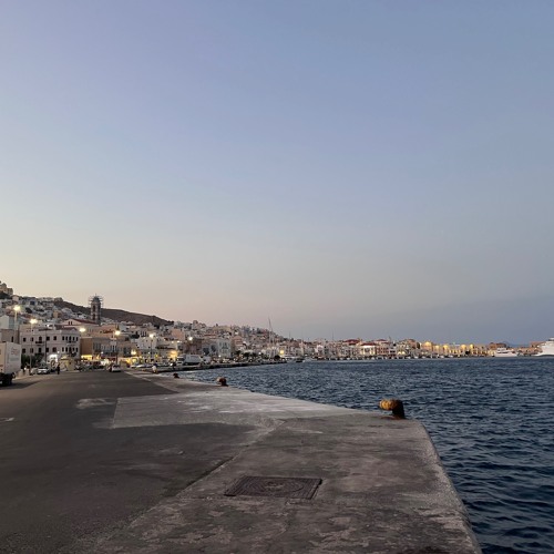 Ermoupolis harbour stasis