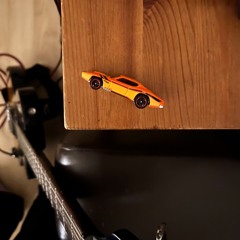 12:38 the cars still missin