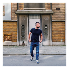 Spiegel (feat. Raymond van het Groenewoud)