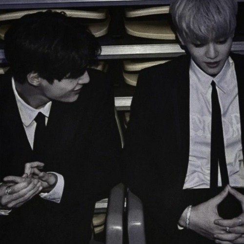 SARAN - MY MOON feat. SIMON