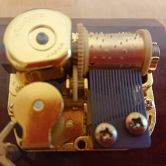 ハナミズキの下で(Under the hanamizuki)  Music box