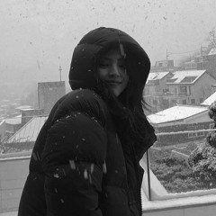 صاير ما احب الدنيا الا وياه.