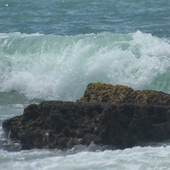 #03 Ondas do Mar com Vento Suave – Som Relaxante para Dormir e Meditar (Nature Escape Brazil)