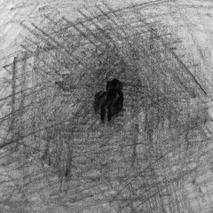 在下大雨的昏黑楼道里跳绳