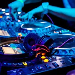 NỢ MẸ CẢ THANH XUÂN HT × SONXEKO